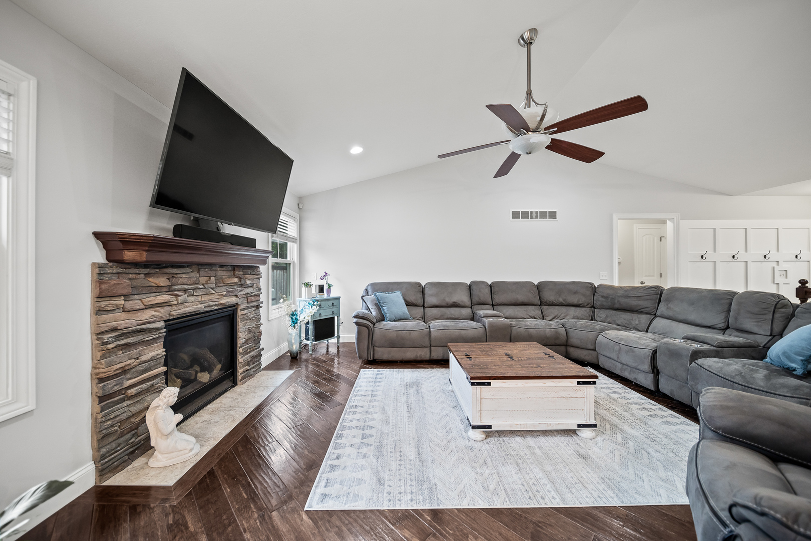 520 Pinehurst Drive Property Photo 15