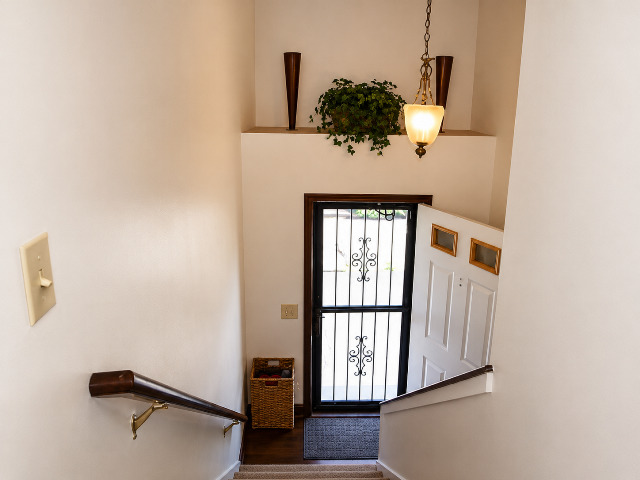 2125 Wright Avenue Property Photo 6