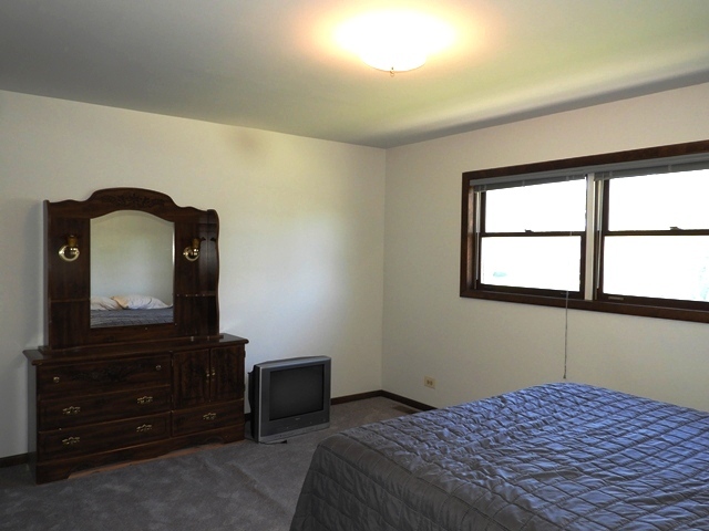2125 Wright Avenue Property Photo 13
