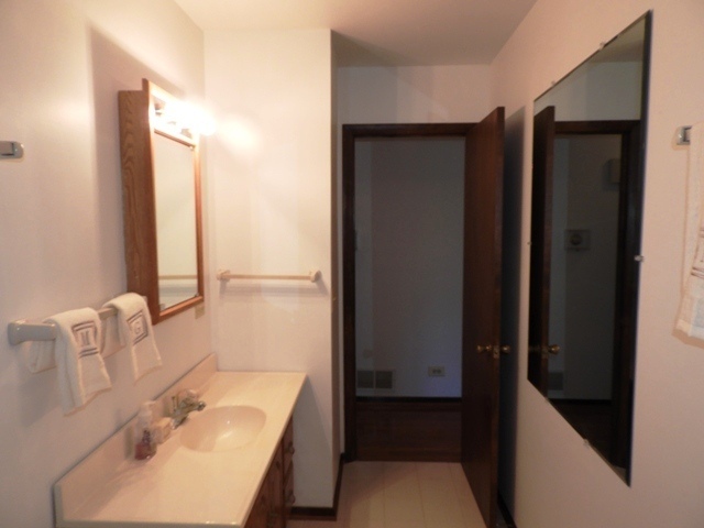 2125 Wright Avenue Property Photo 15