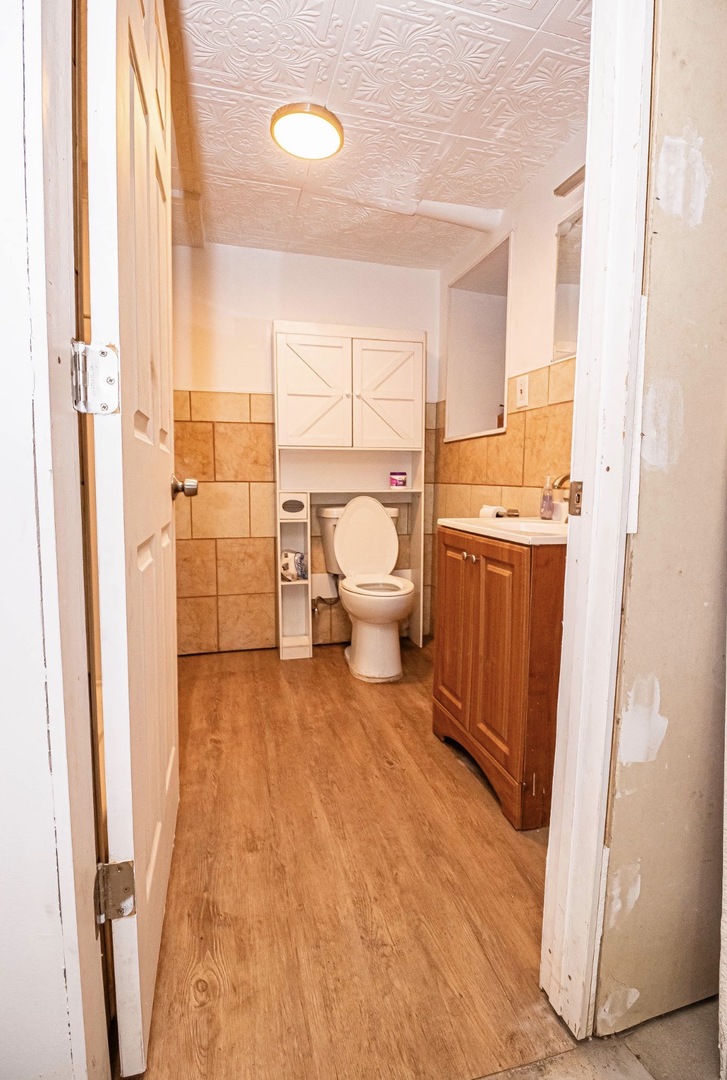 5544 S Carpenter Street Property Photo 15