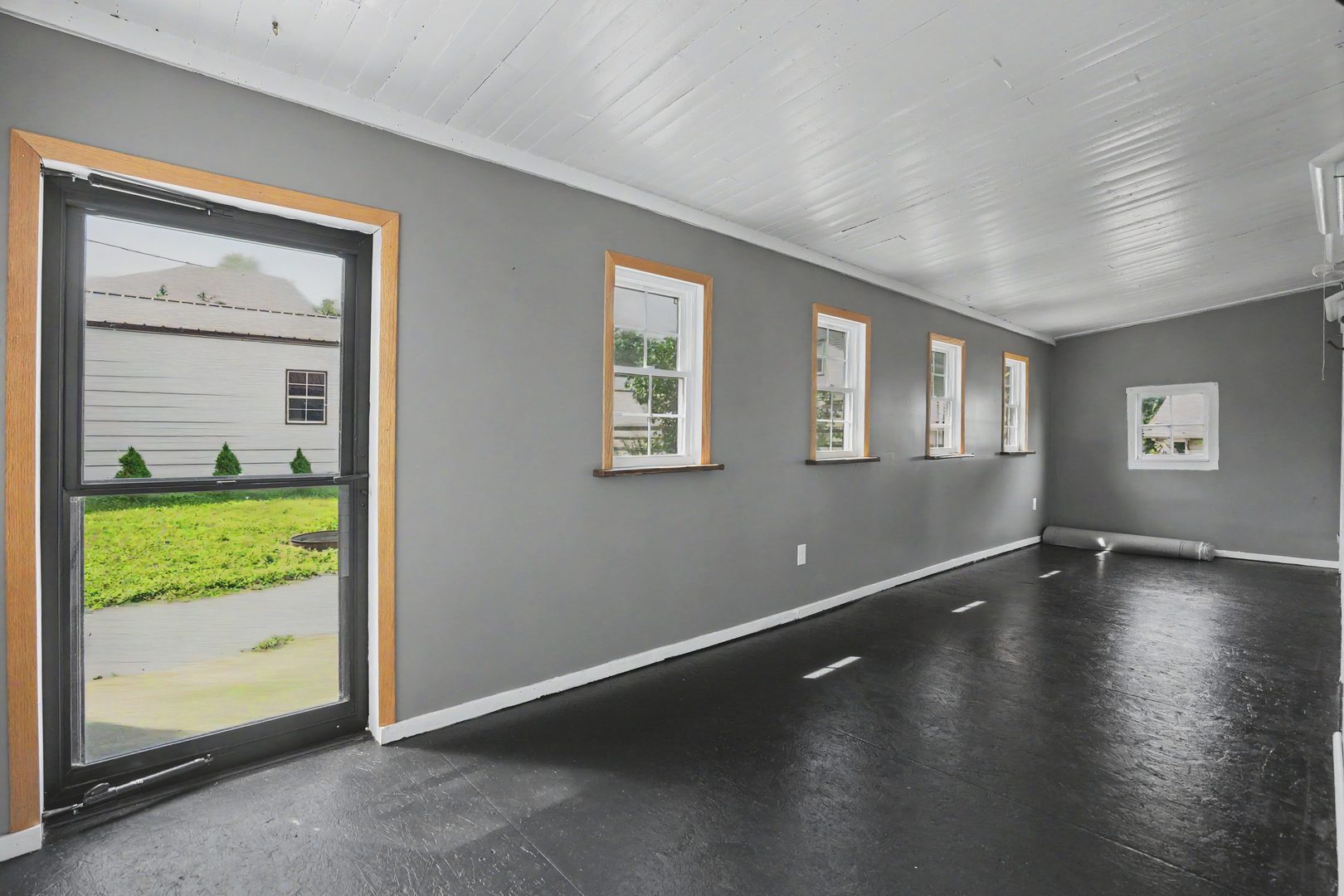 104 N Lime Street Property Photo 13