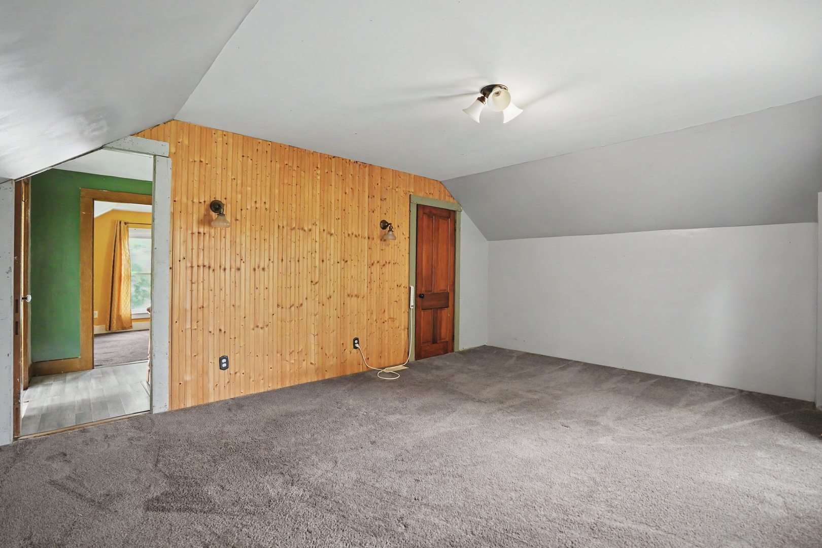 104 N Lime Street Property Photo 15