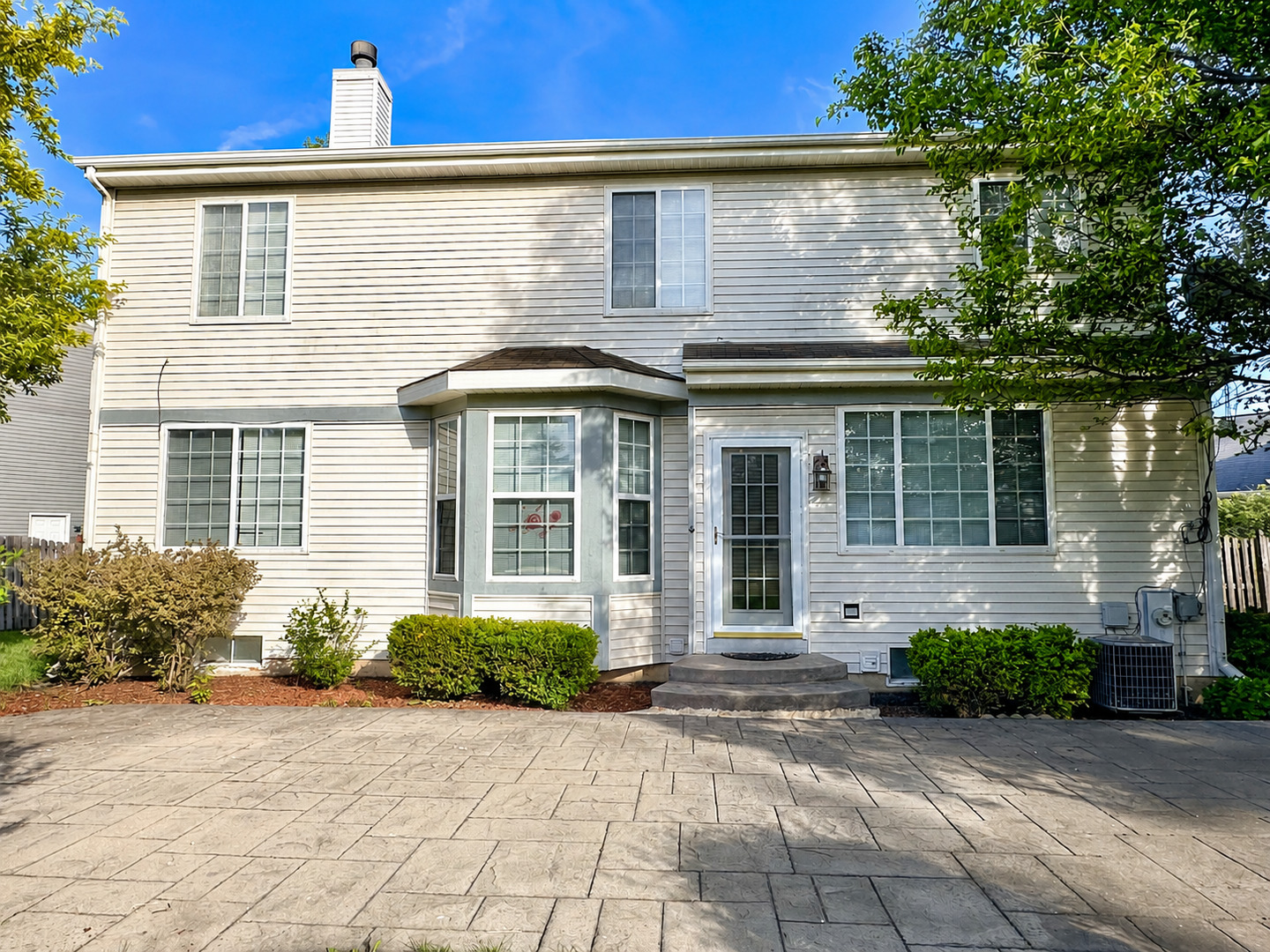 210 Balmoral Court Property Photo 8