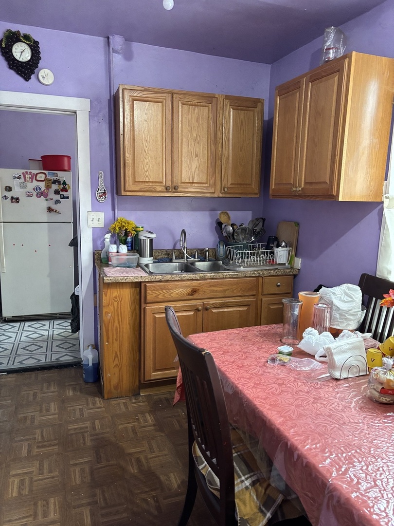 2665 W Medill Avenue Property Photo 22