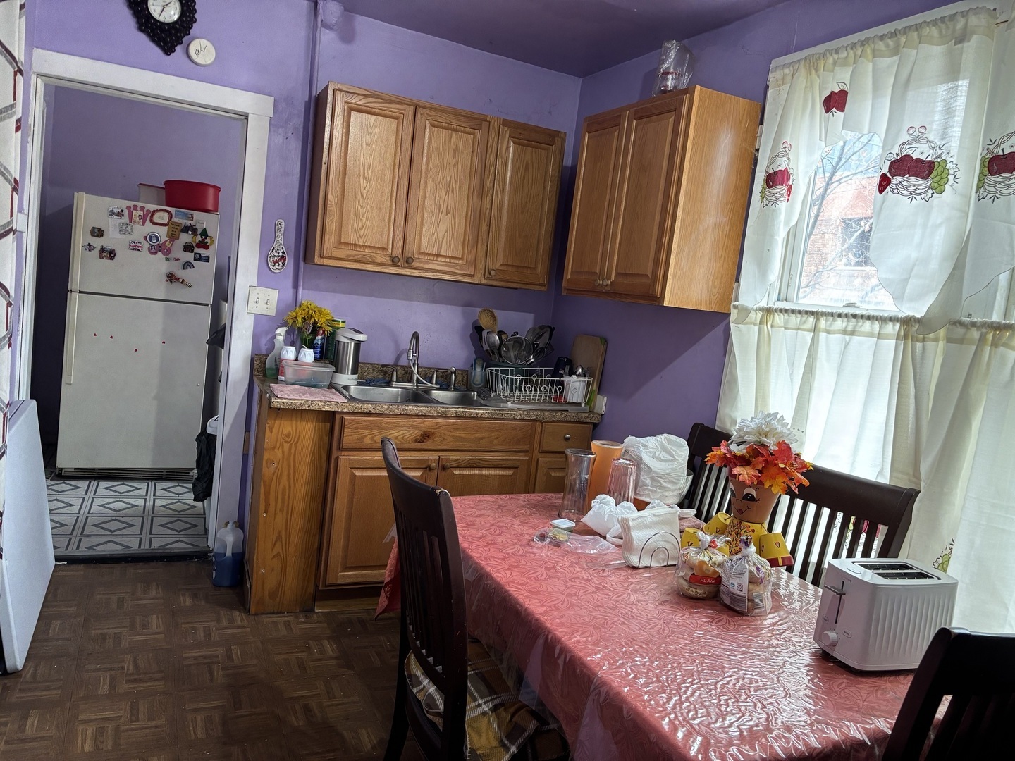 2665 W Medill Avenue Property Photo 23