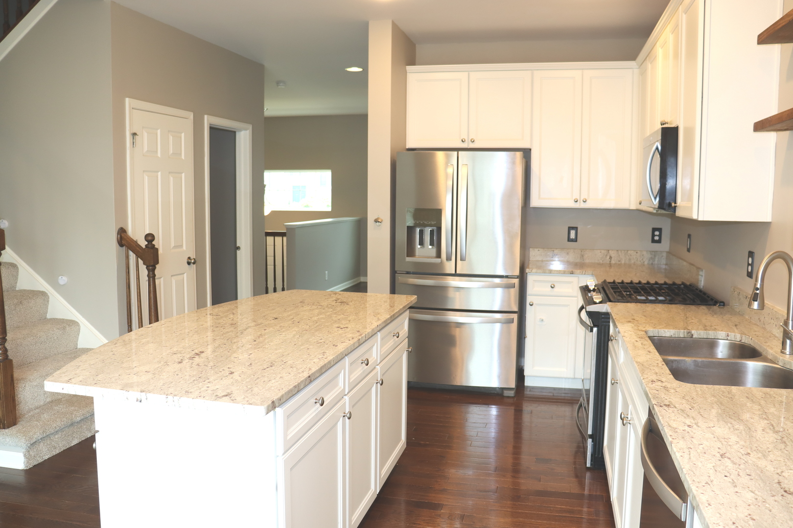 1603 Deer Pointe Drive Property Photo 8