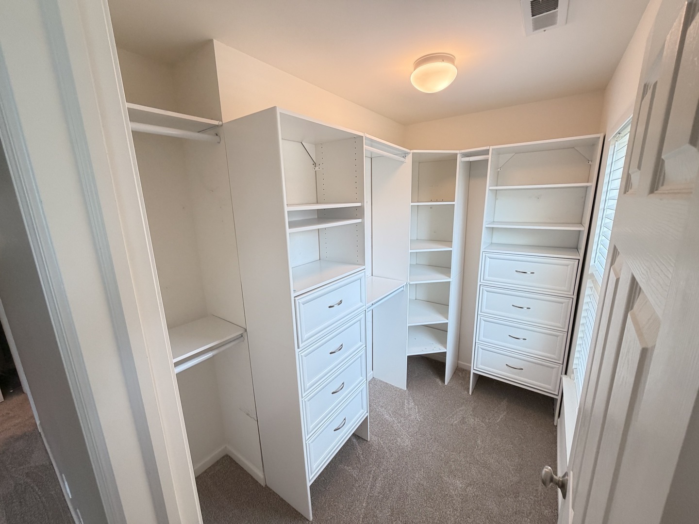 1603 Deer Pointe Drive Property Photo 24