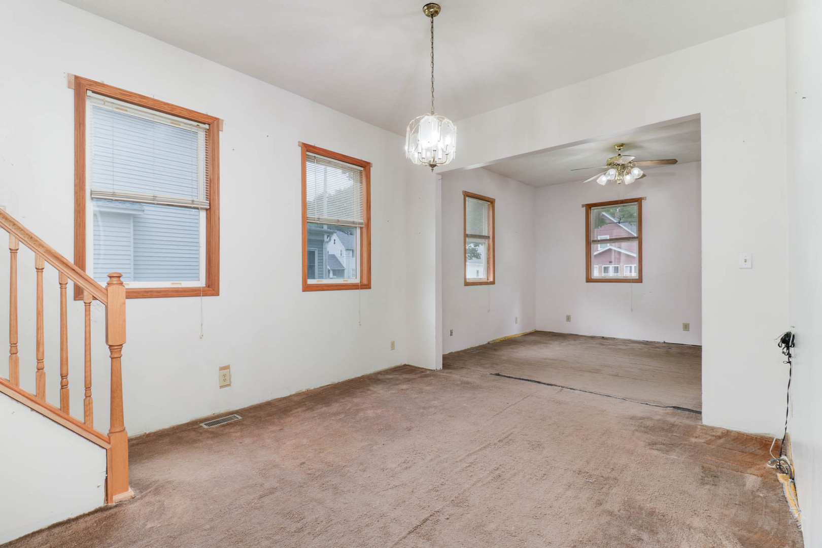 902 S Clayton Street Property Photo 6