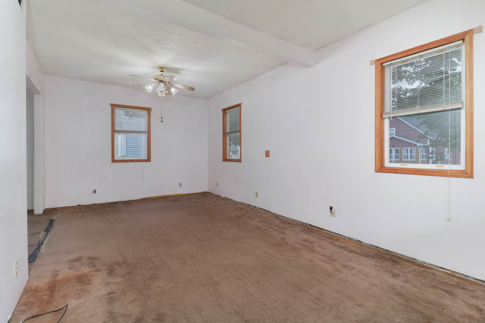 902 S Clayton Street Property Photo 8