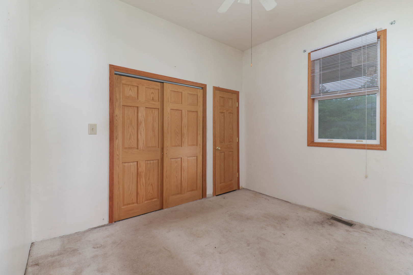 902 S Clayton Street Property Photo 11