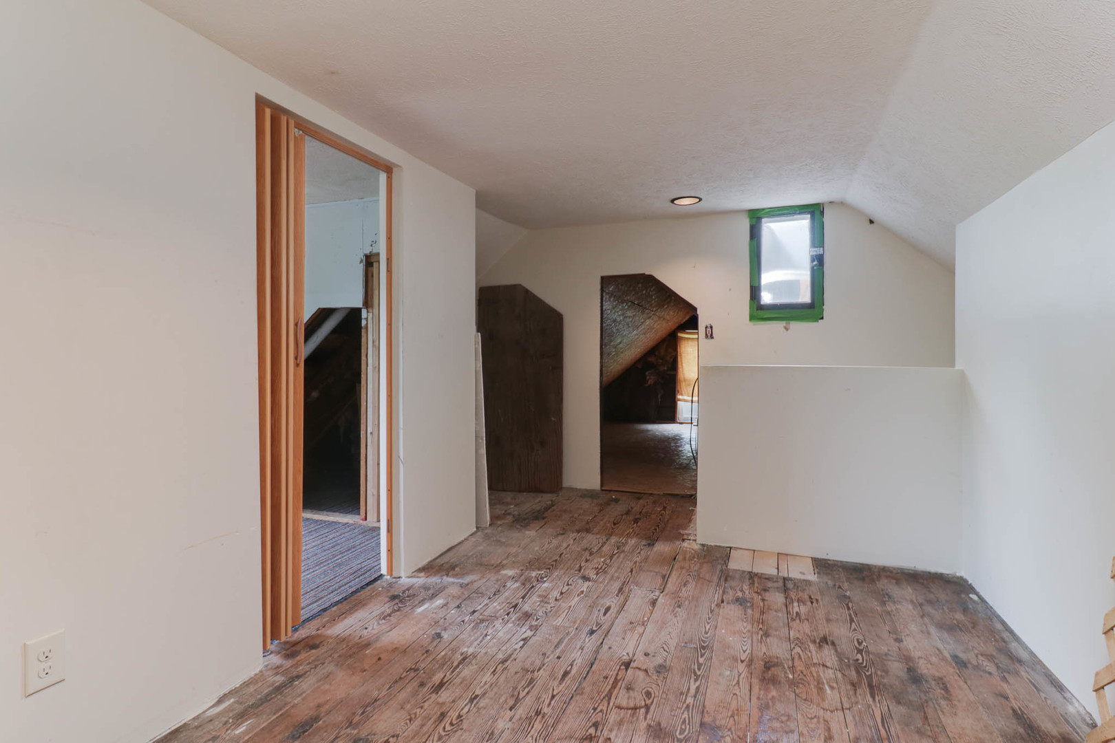 902 S Clayton Street Property Photo 22