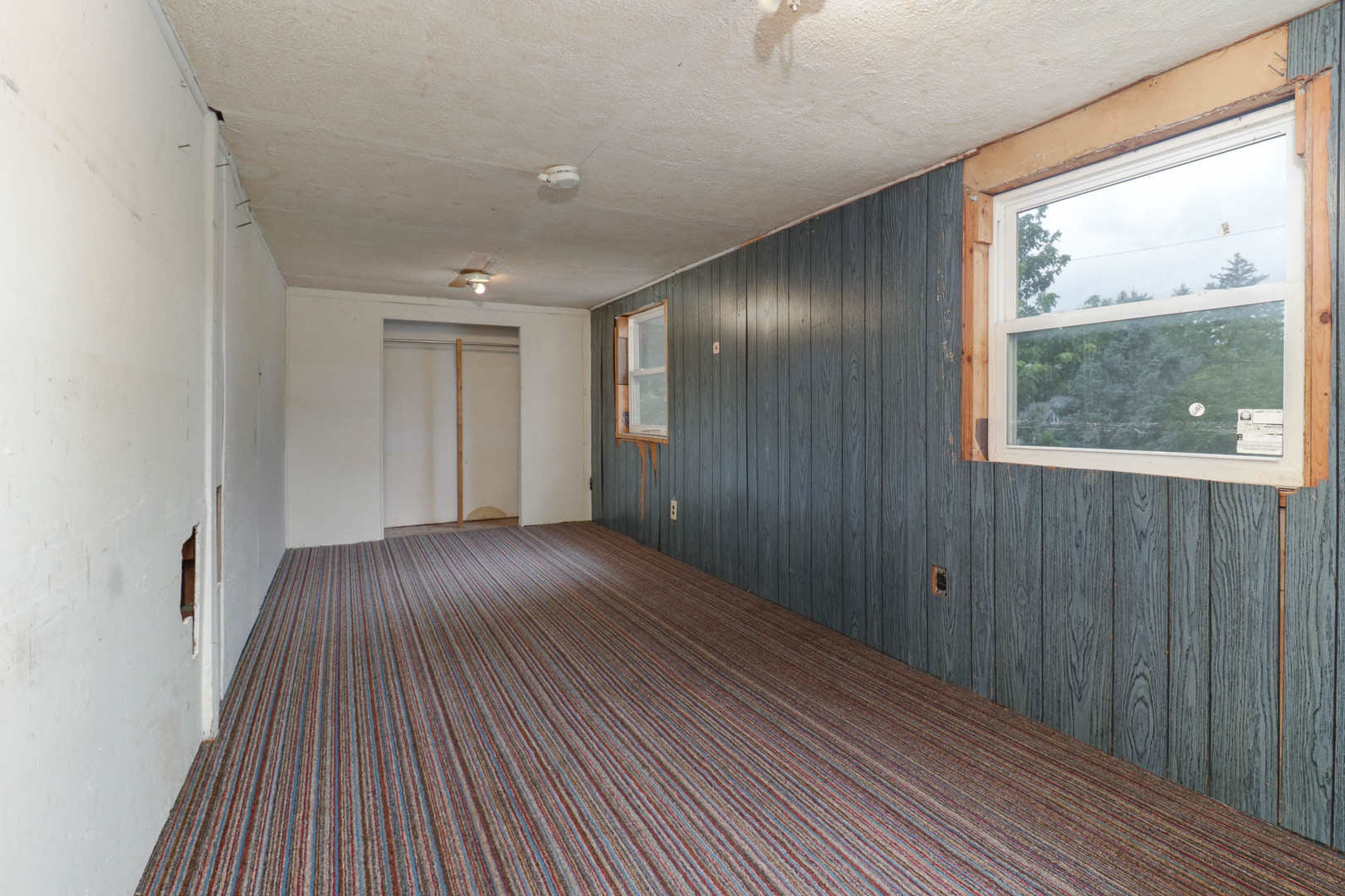 902 S Clayton Street Property Photo 23