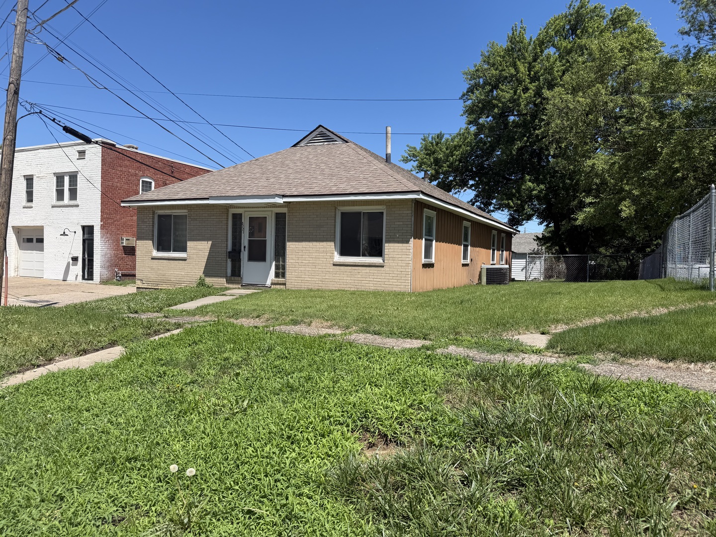 3721 5th Avenue Property Photo 2