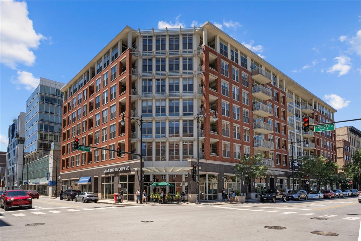 1001 W Madison Street 510