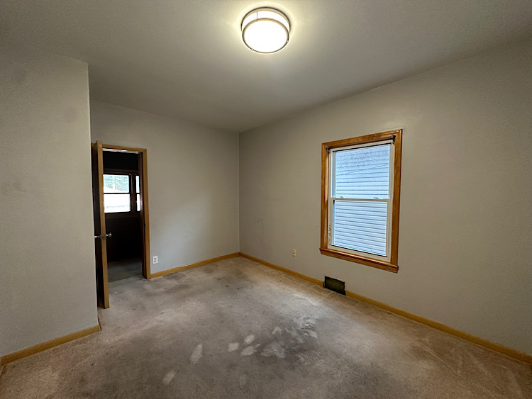 2514 N 79th Avenue Property Photo 6