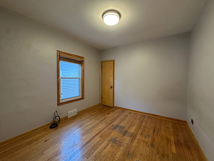 2514 N 79th Avenue Property Photo 8