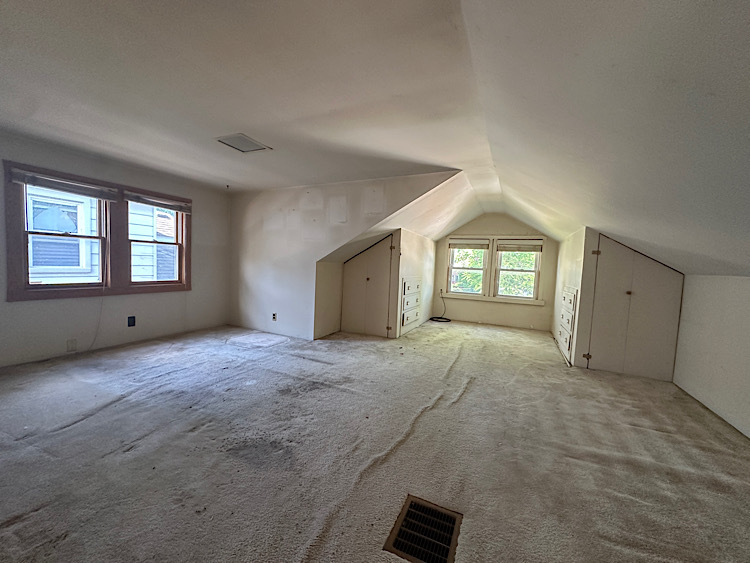 2514 N 79th Avenue Property Photo 10