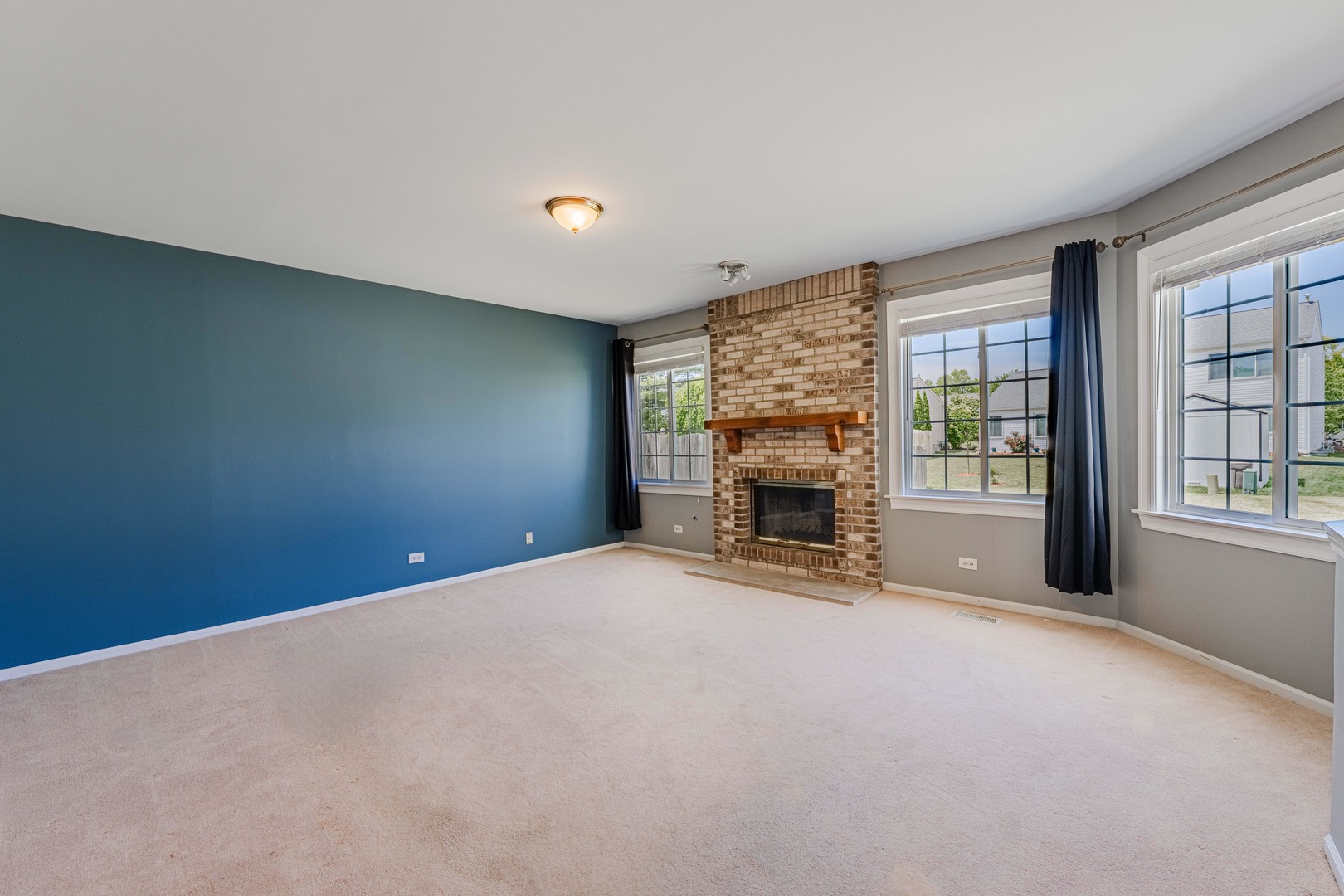 1371 E Braymore Circle Property Photo 13