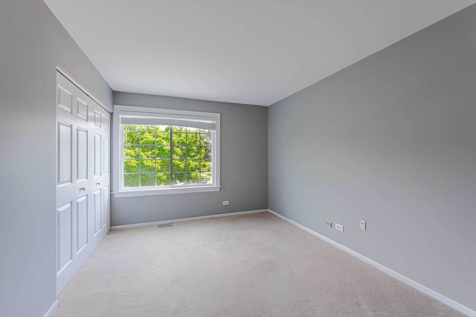 1371 E Braymore Circle Property Photo 16