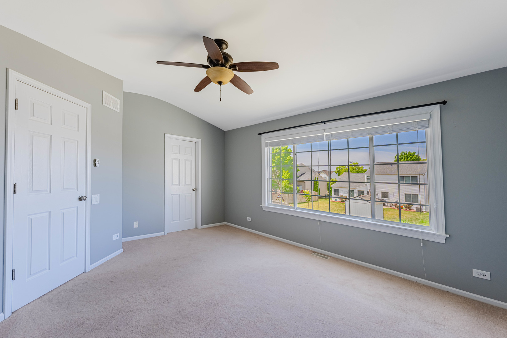 1371 E Braymore Circle Property Photo 18