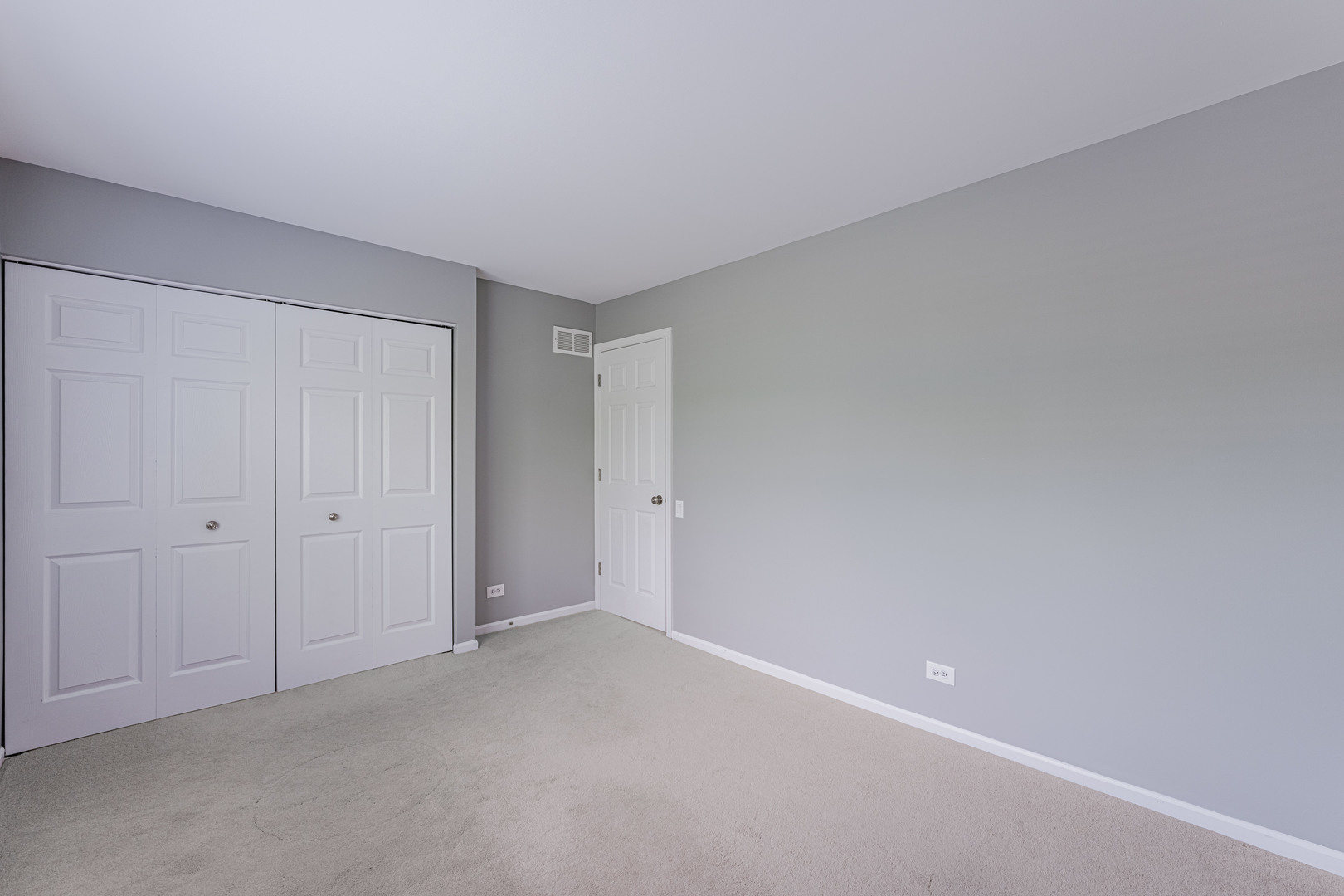 1371 E Braymore Circle Property Photo 23