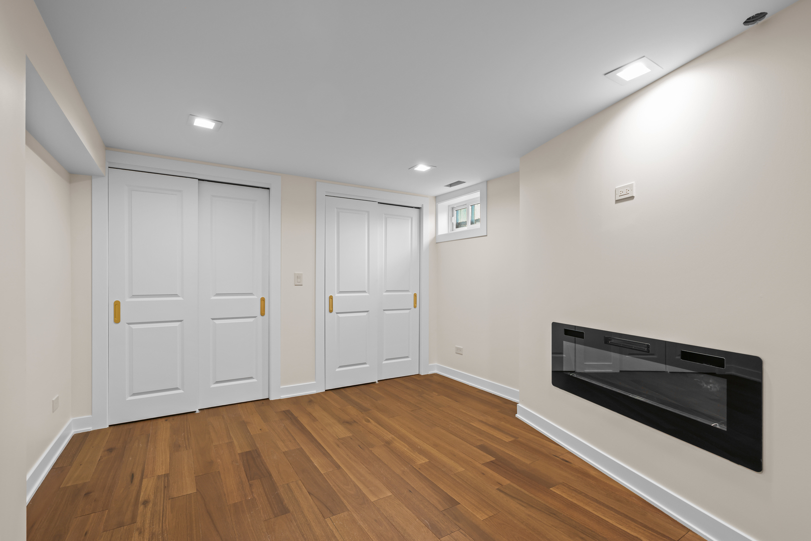 830 Deerfield Road Property Photo 10