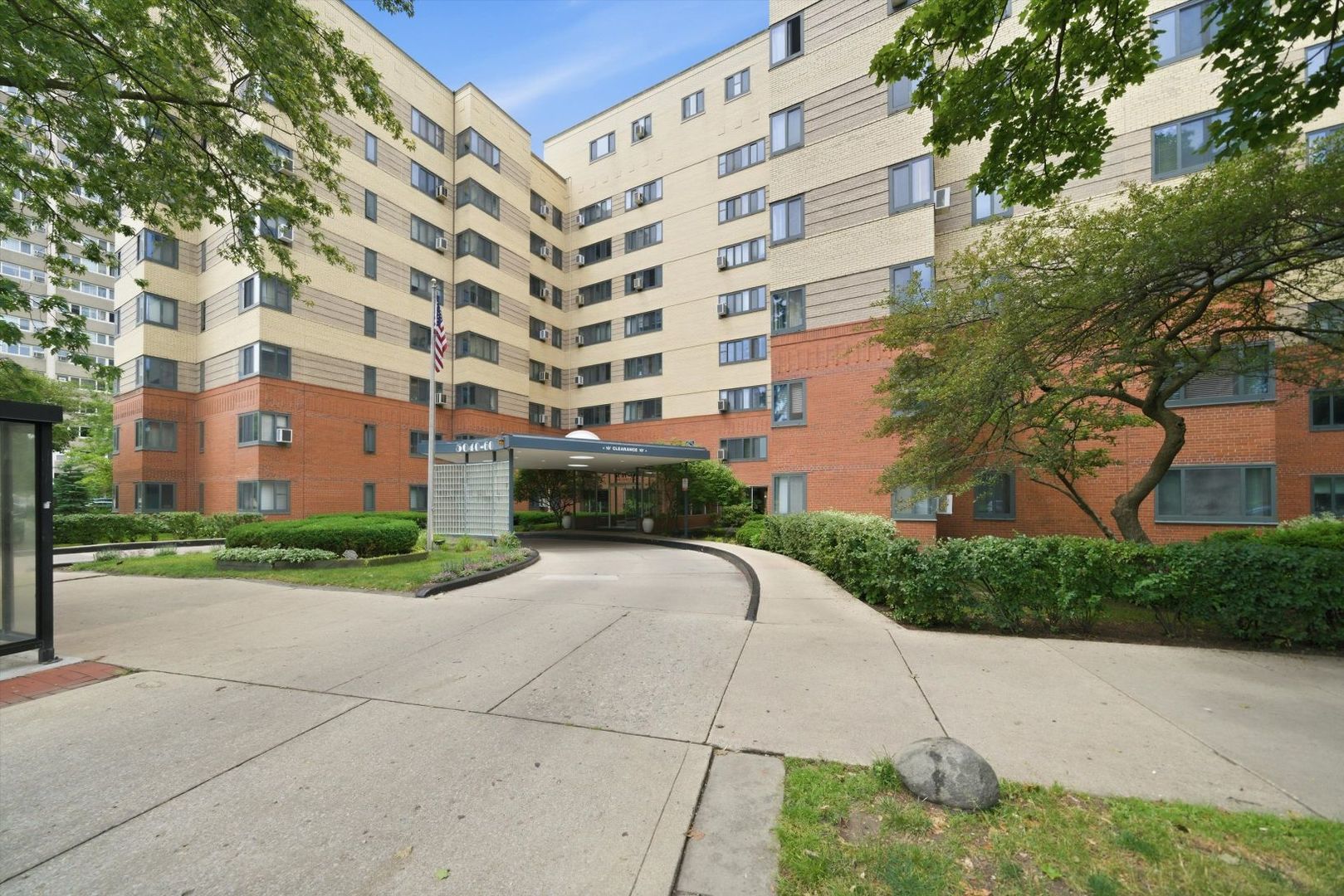 5044 N Marine Drive A7 Property Photo 1