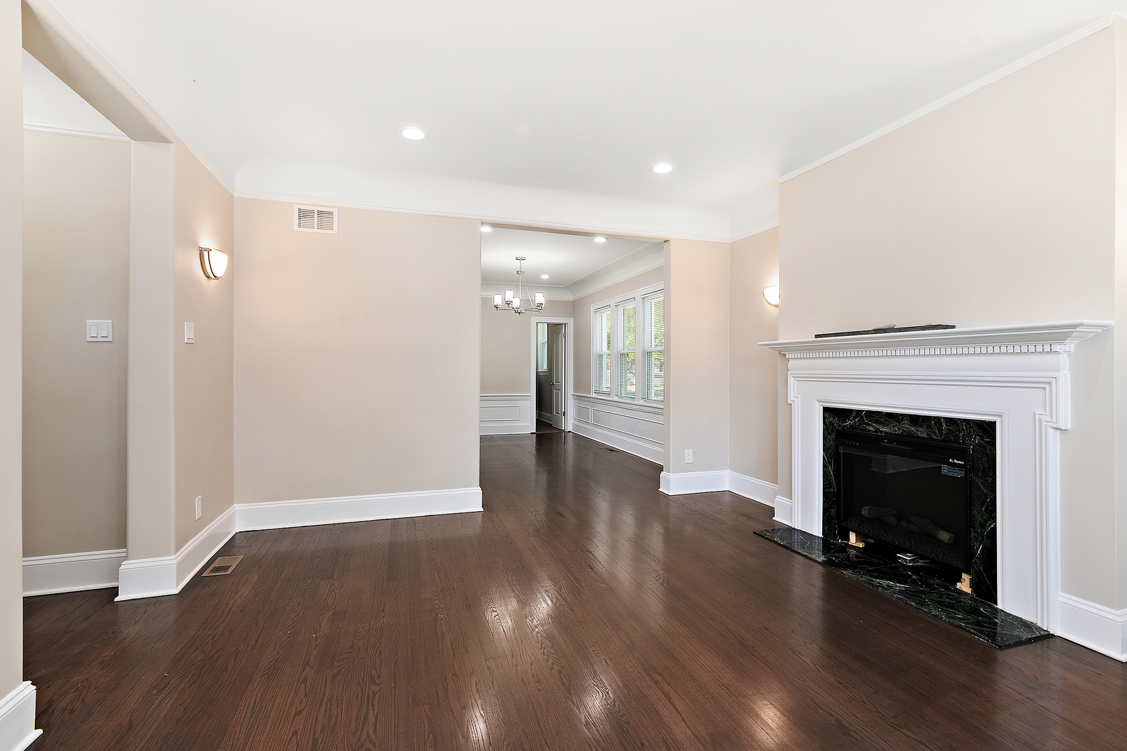 9400 S Charles Street Property Photo 5