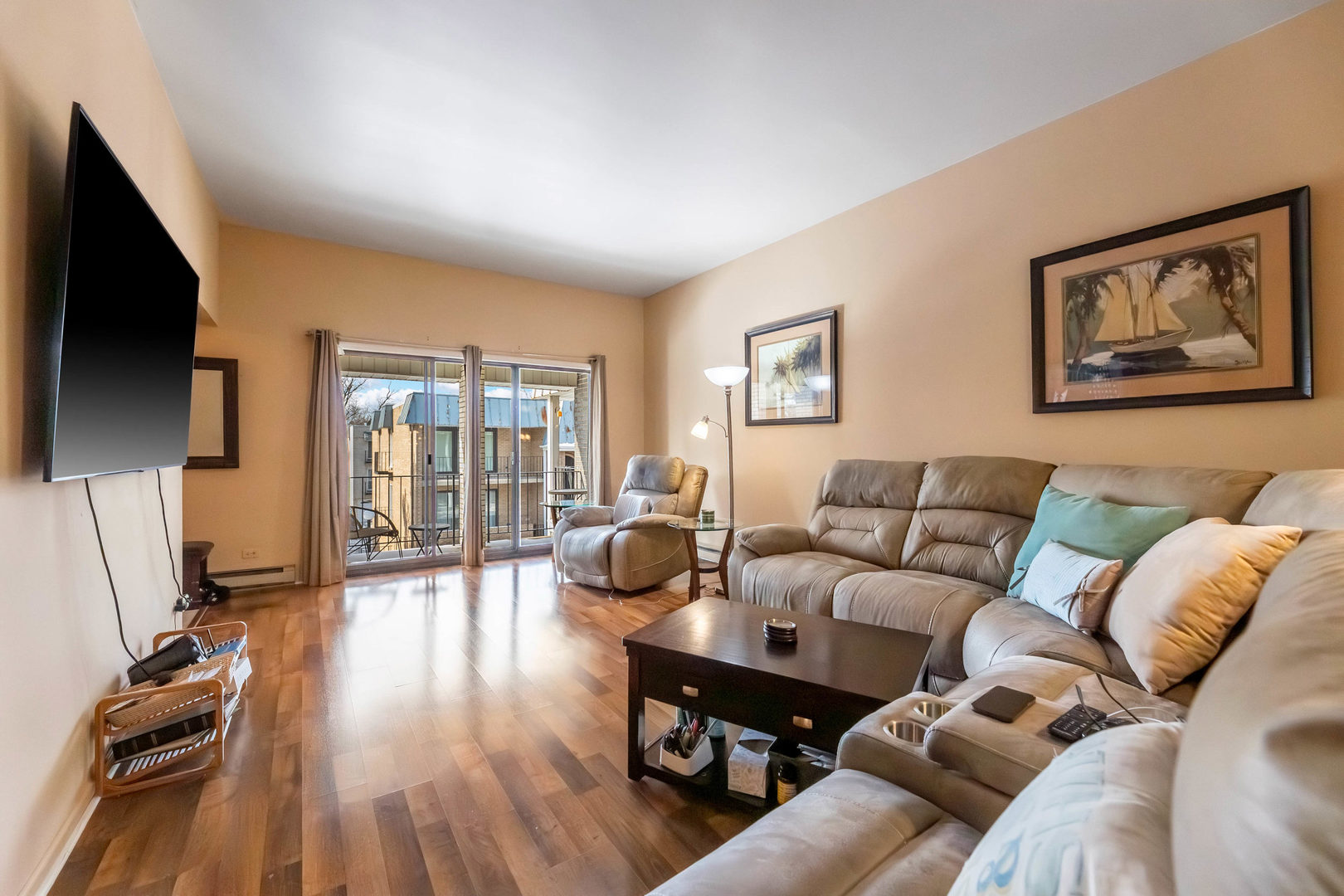 4123 W 98th Street C Property Photo 5