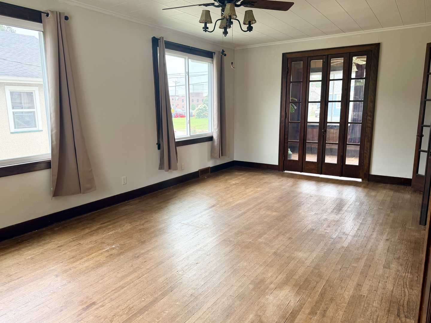 1515 7th Street Property Photo 2