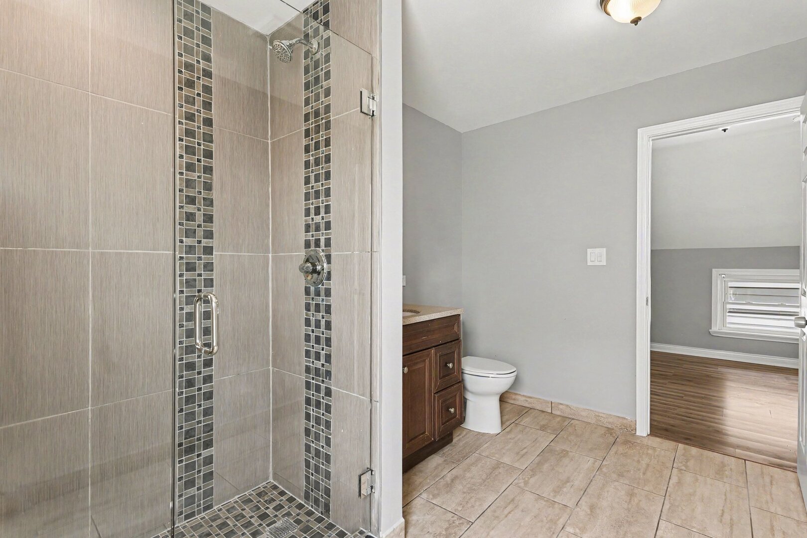 1323 Park Avenue Property Photo 16