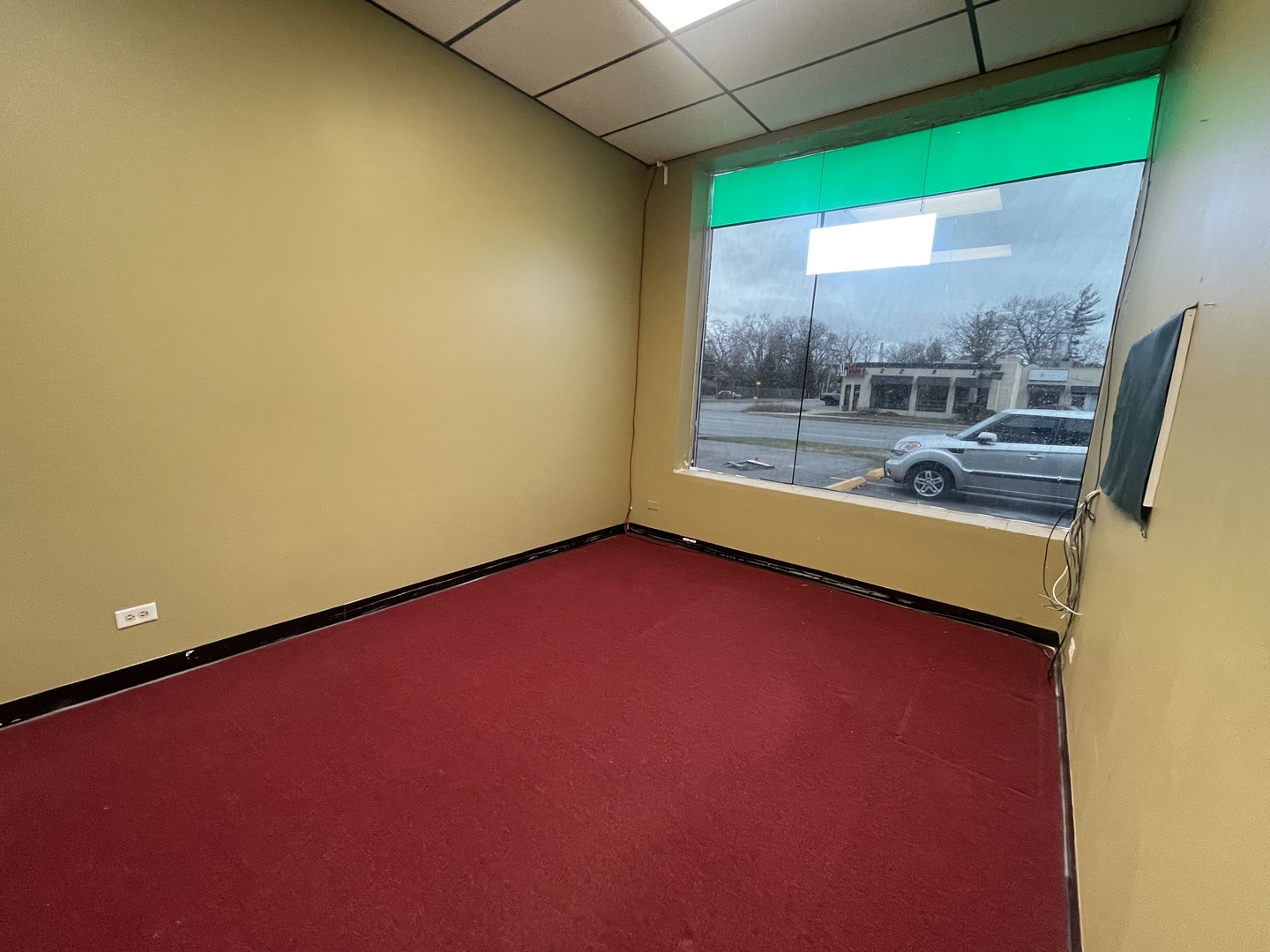 433 Ogden Avenue Property Photo 10