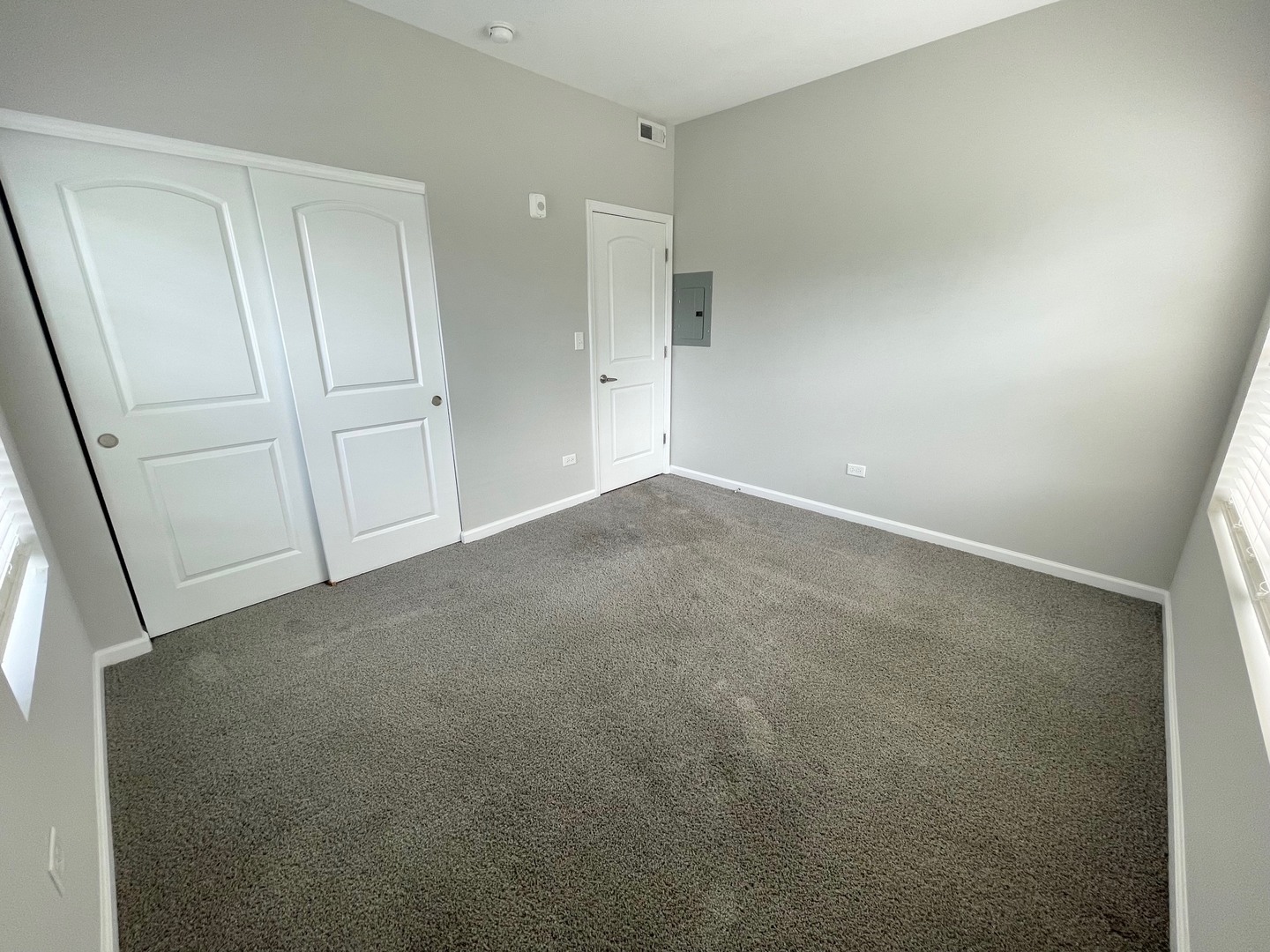301 N Madison Street 2f Property Photo 9