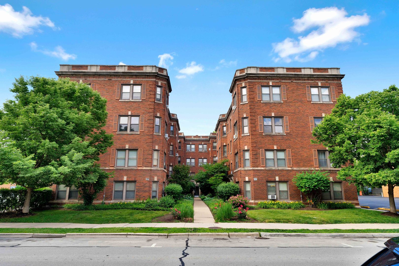 58 Forest Avenue 2s Property Photo 1