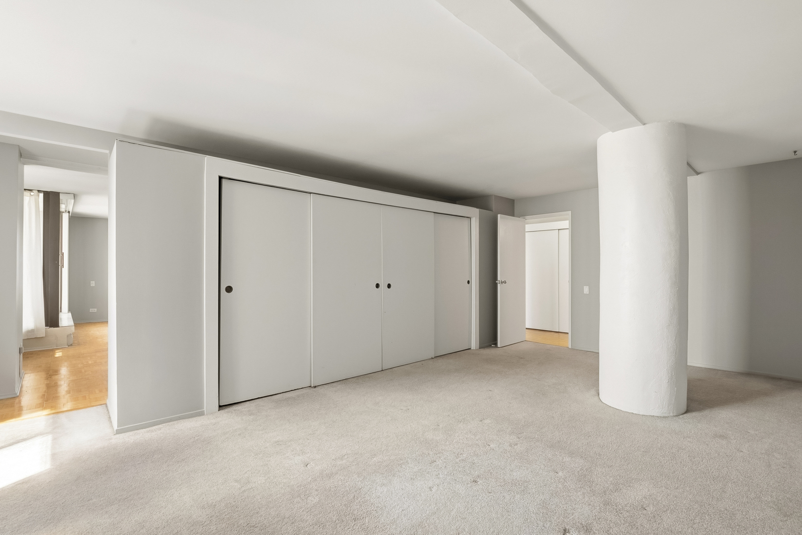 345 N Canal Street 1204 Property Photo 16