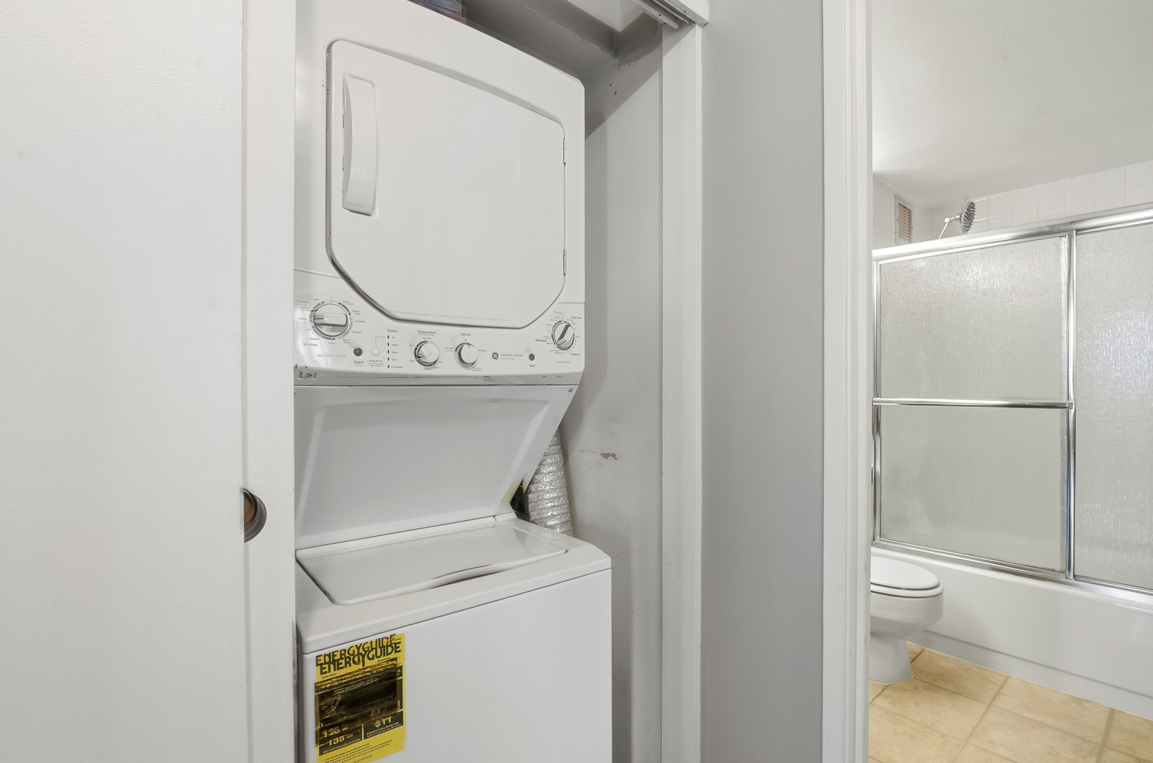 345 N Canal Street 1204 Property Photo 18