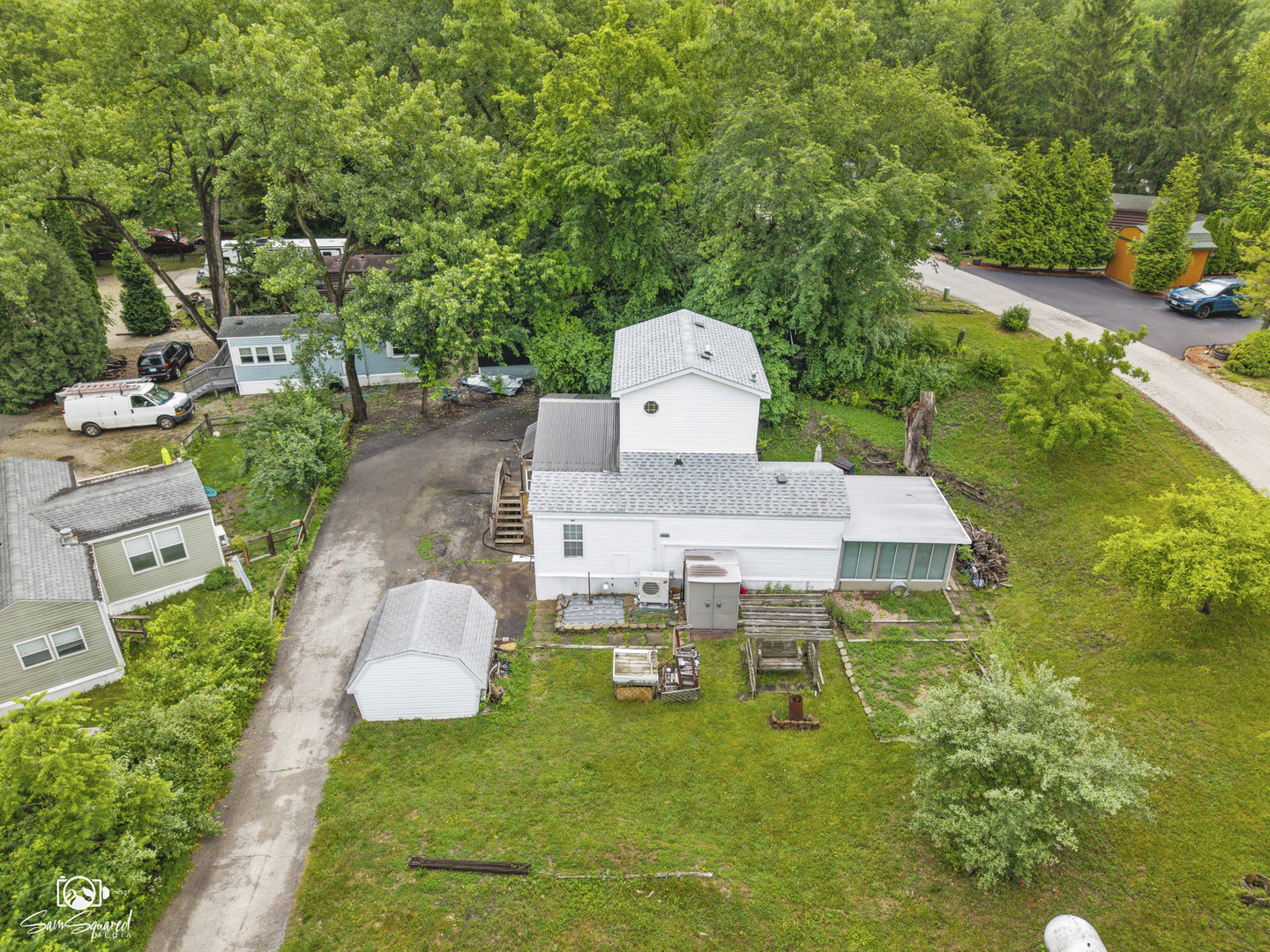 46 Lakeshore Drive Property Photo 1