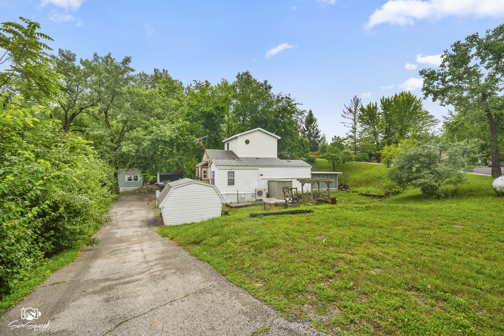 46 Lakeshore Drive Property Photo 3