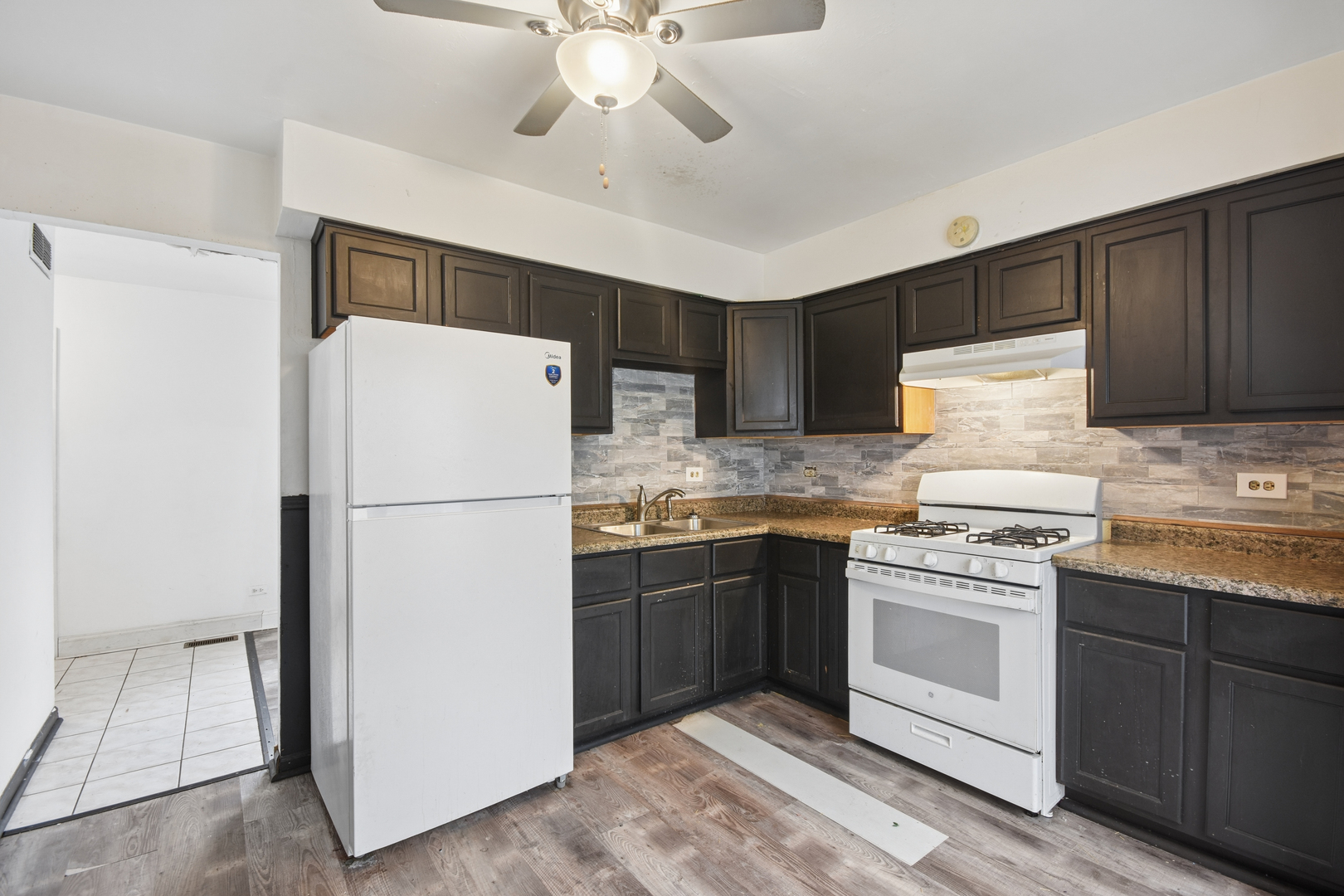 173 Williamsburg Road Property Photo 3