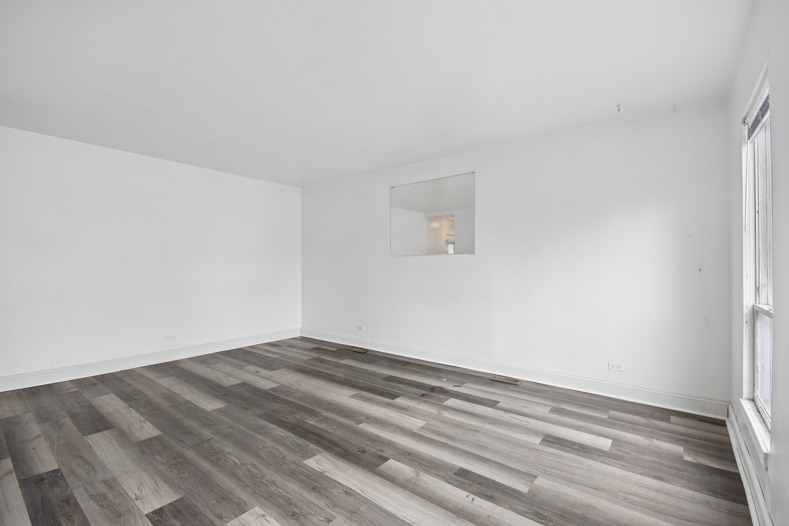 173 Williamsburg Road Property Photo 8