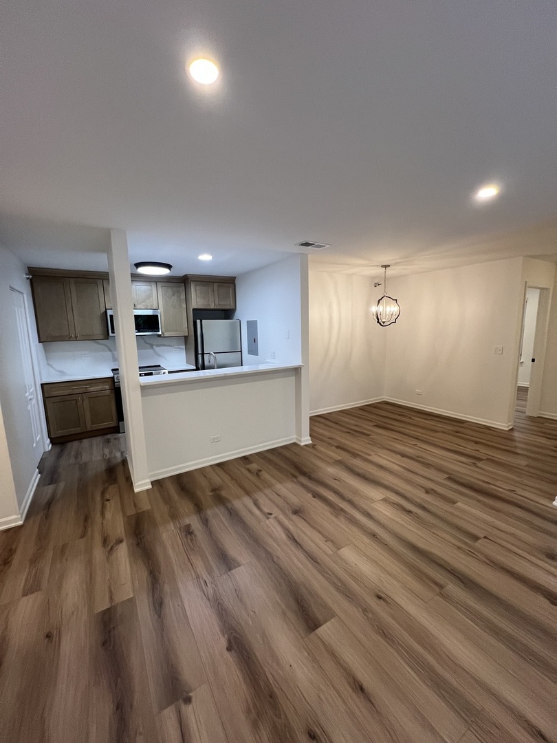 108 Glengarry Drive 102 Property Photo 11
