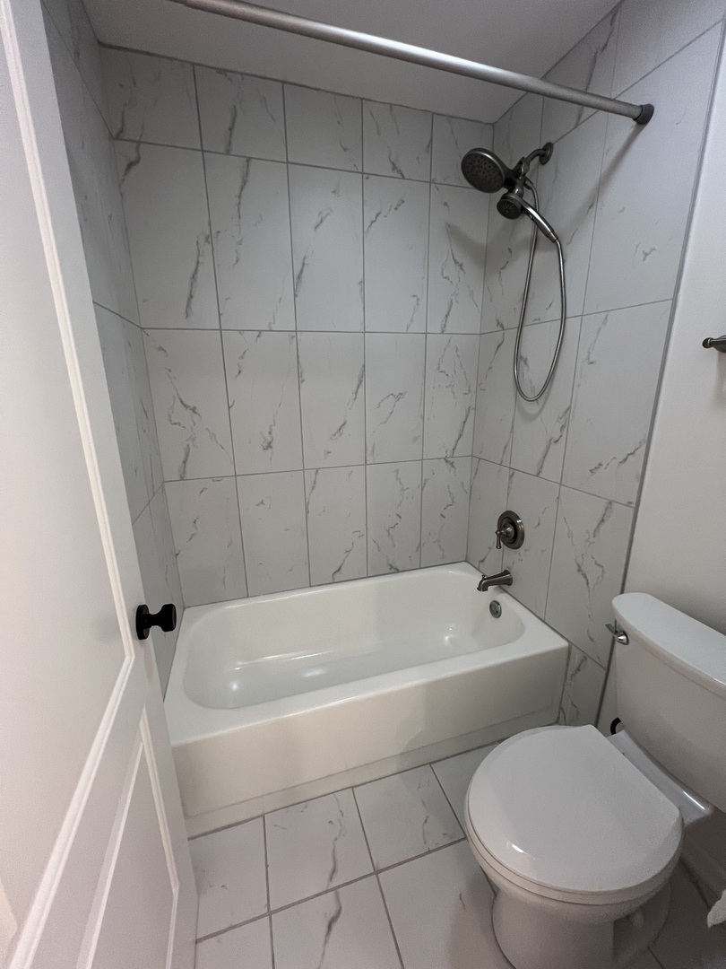 108 Glengarry Drive 102 Property Photo 14