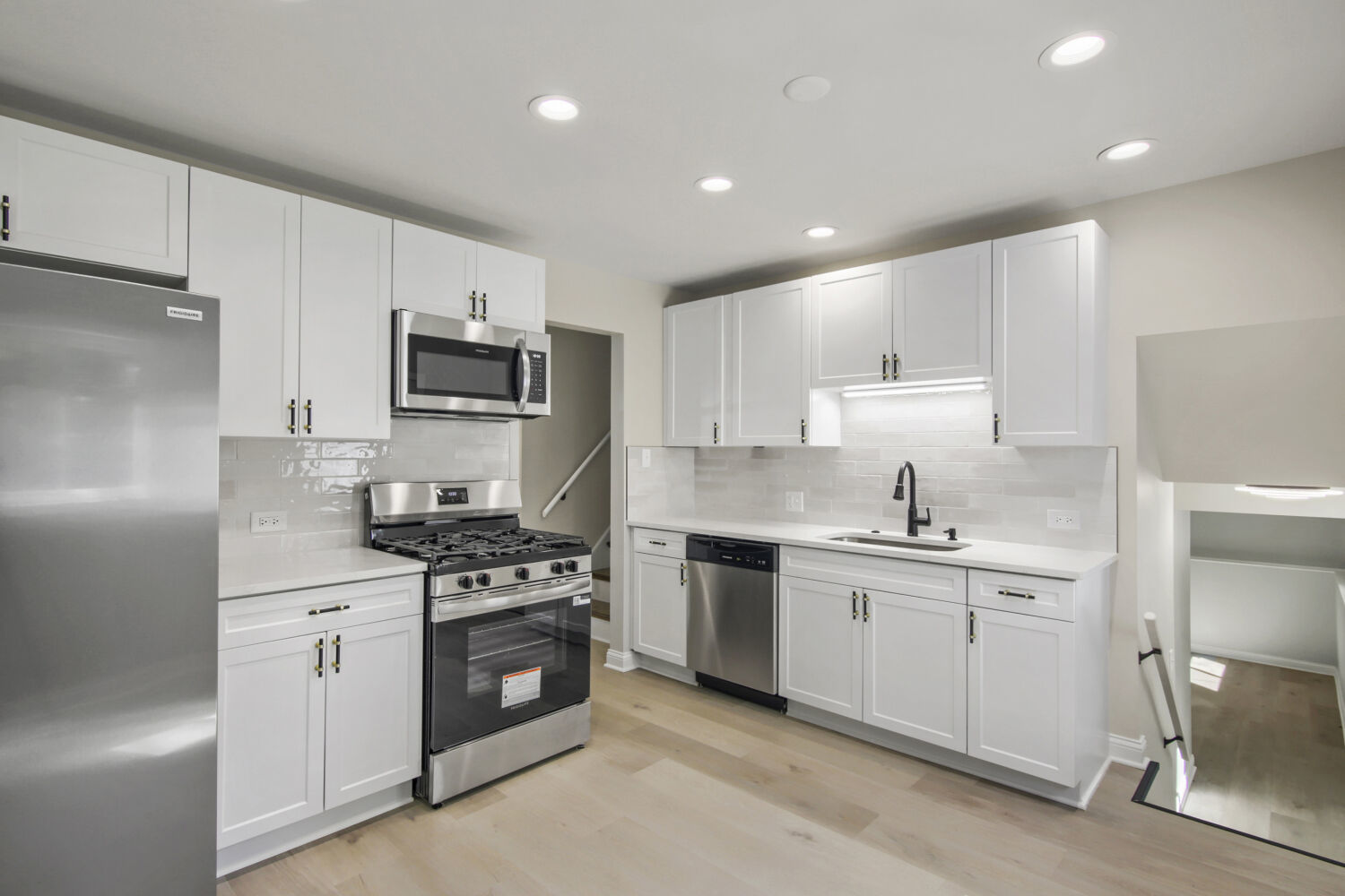 305 Jackson Street Property Photo 9