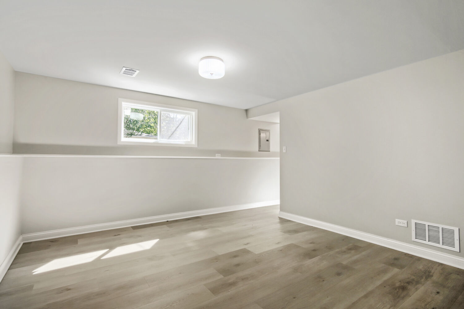 305 Jackson Street Property Photo 16