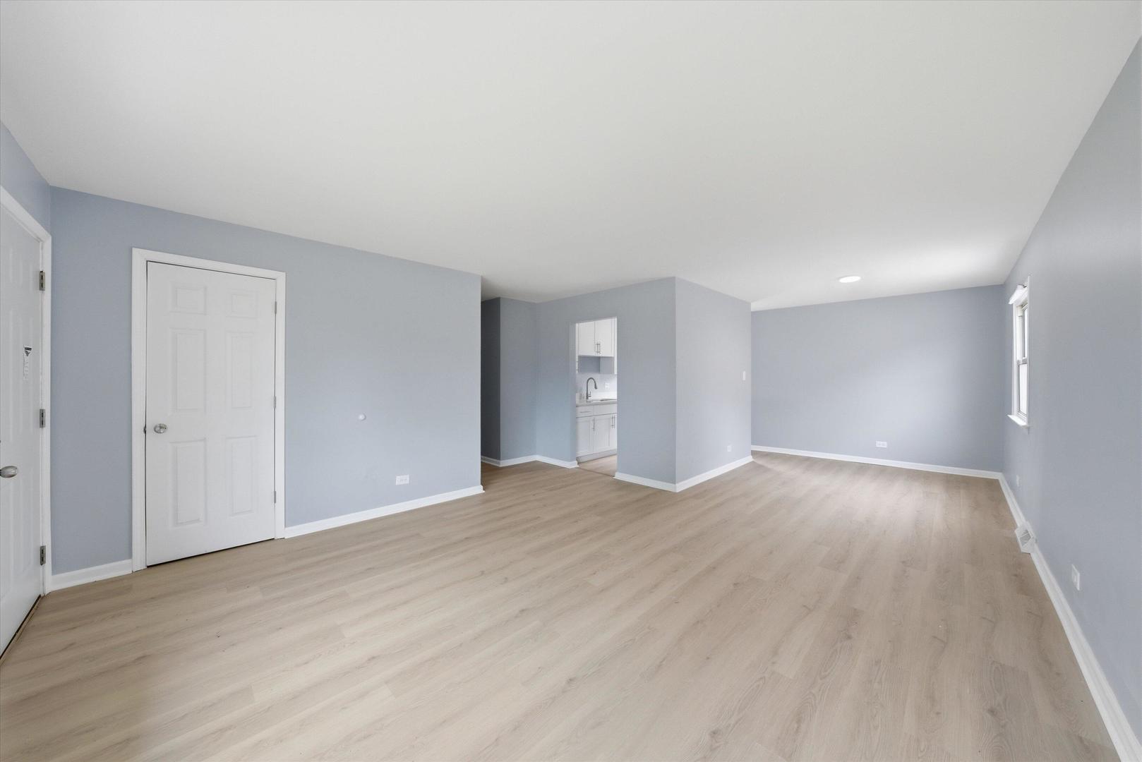 14018 S Finley Avenue Property Photo 3