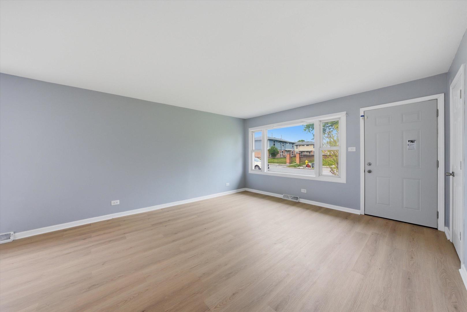 14018 S Finley Avenue Property Photo 7