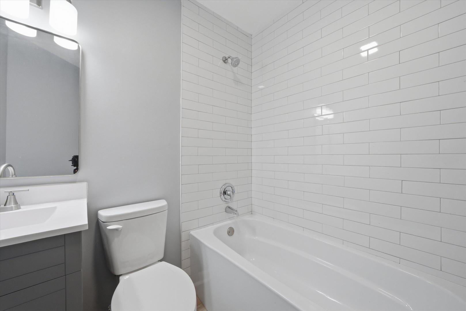 14018 S Finley Avenue Property Photo 16