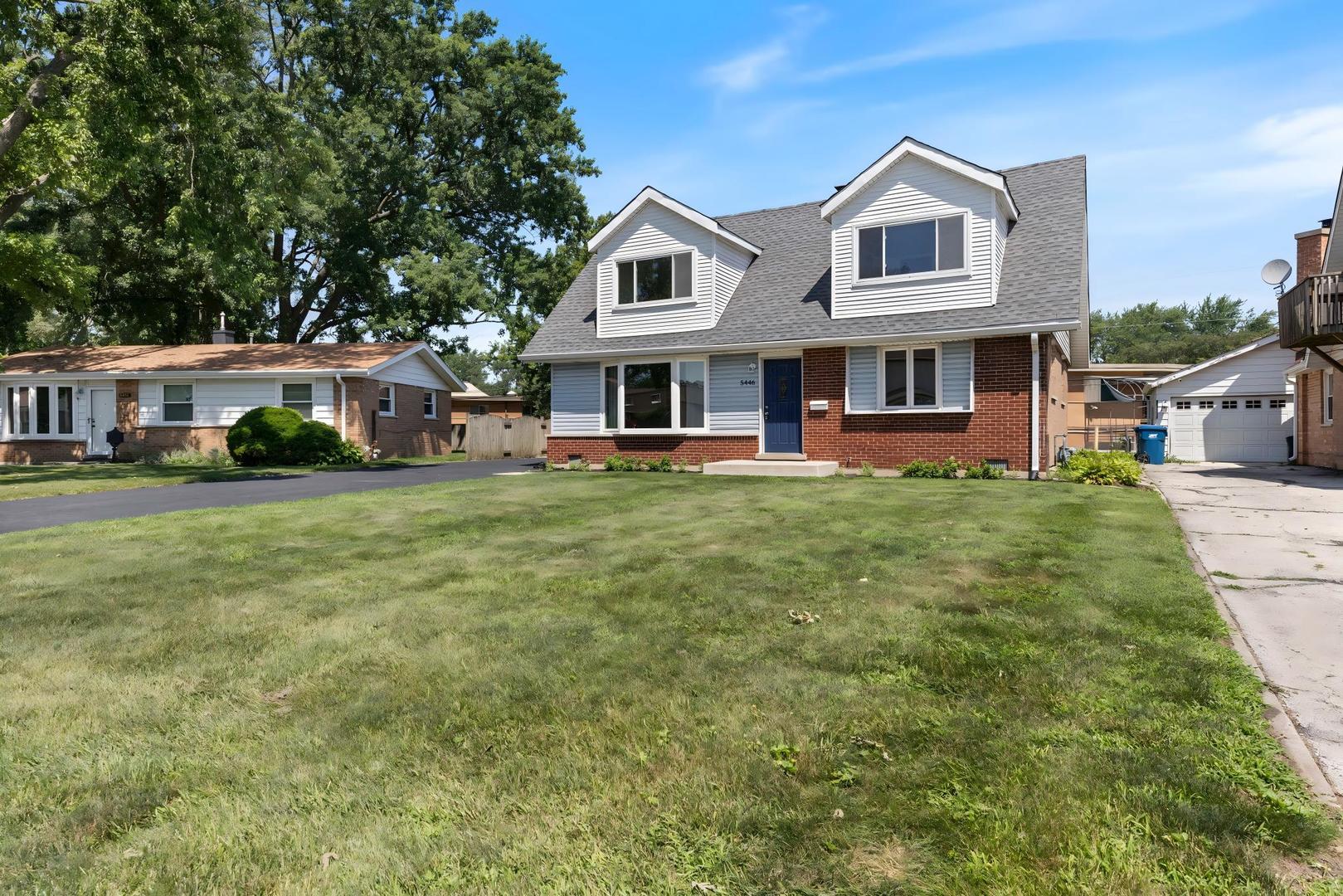 5446 Highland Court Property Photo 3