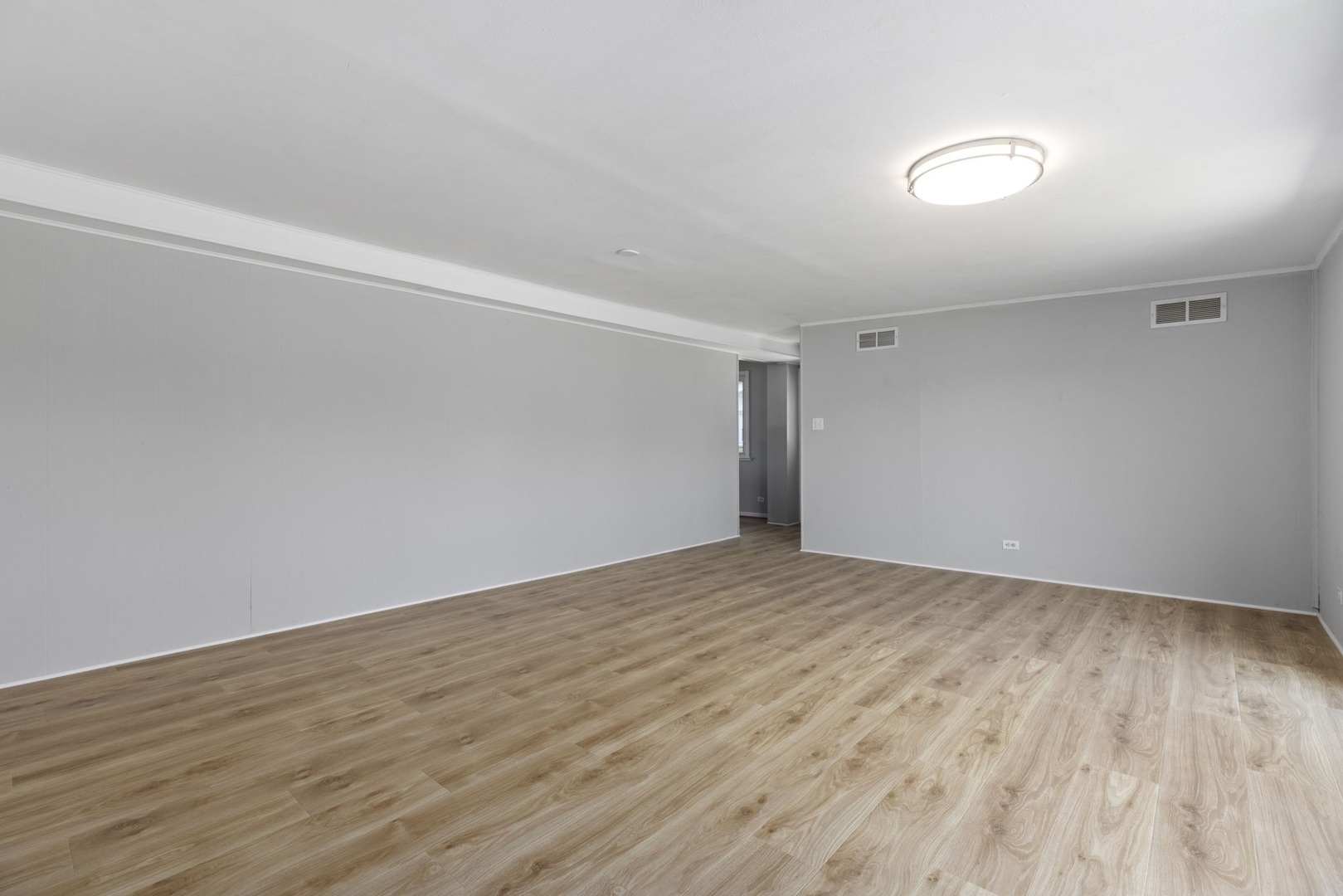 5446 Highland Court Property Photo 13